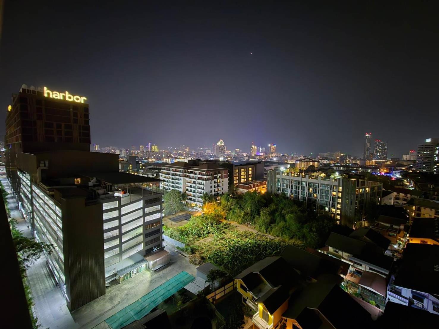 Hotel First Pacific Cirrus Pattaya Esterno foto
