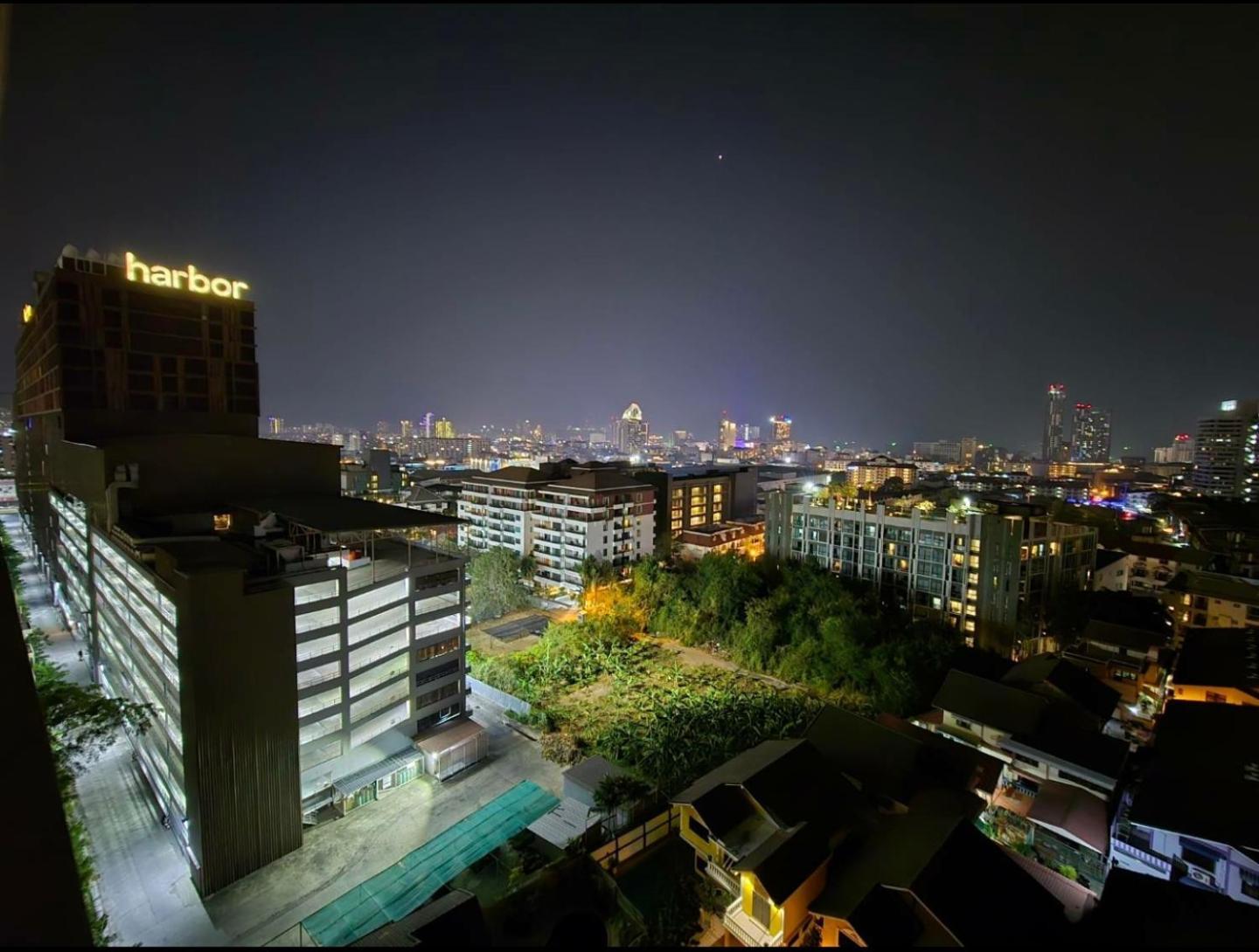 Hotel First Pacific Cirrus Pattaya Esterno foto