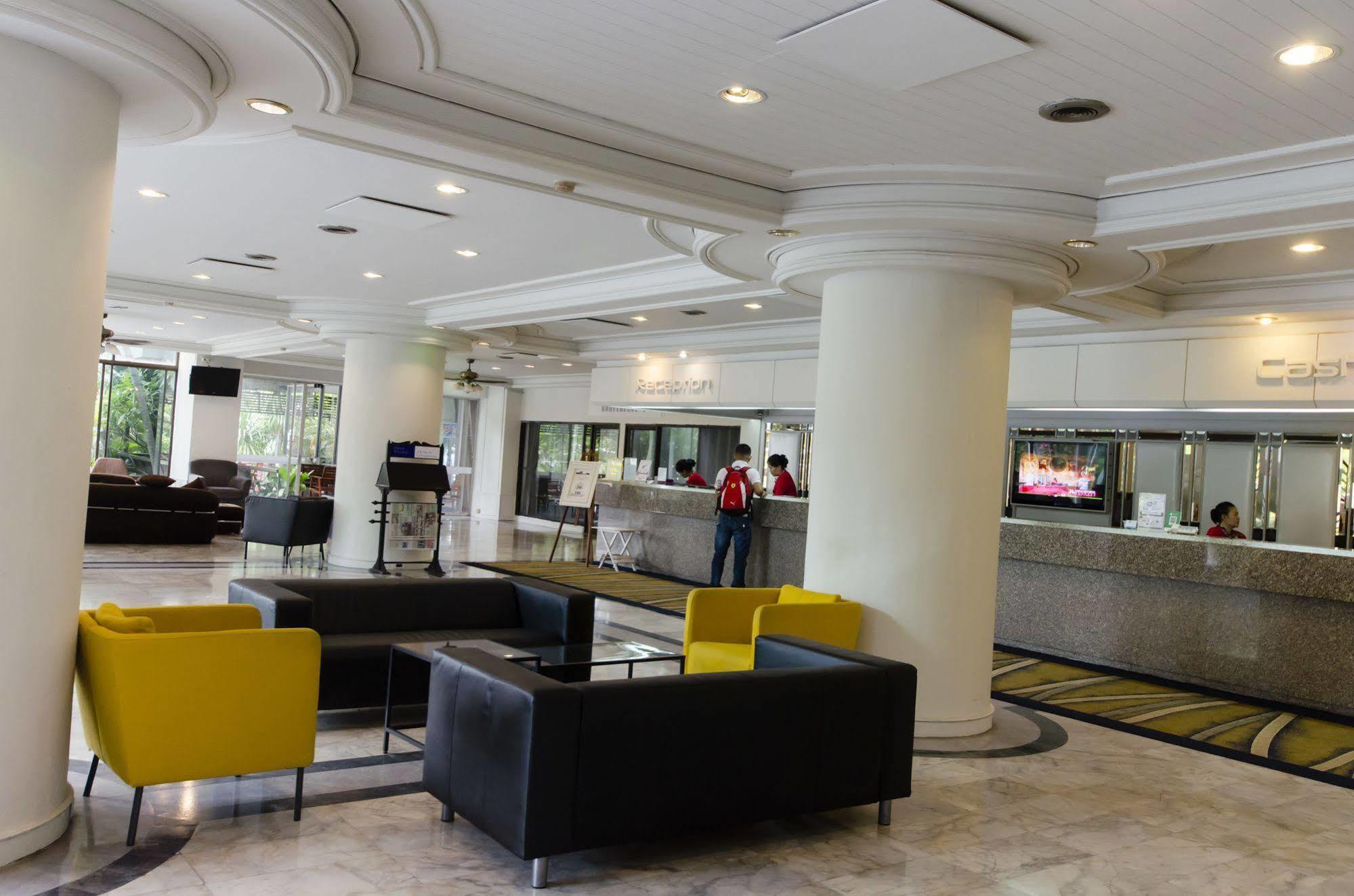 Hotel First Pacific Cirrus Pattaya Esterno foto